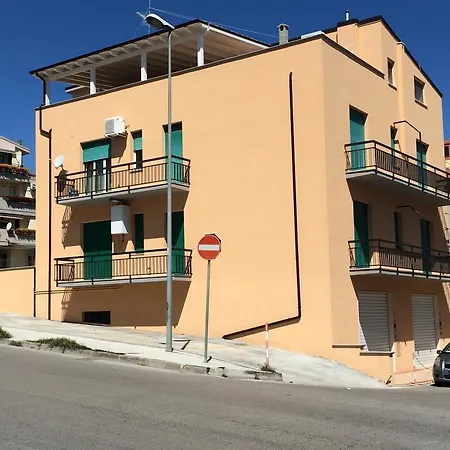 דירה Antonella's House ואסטו